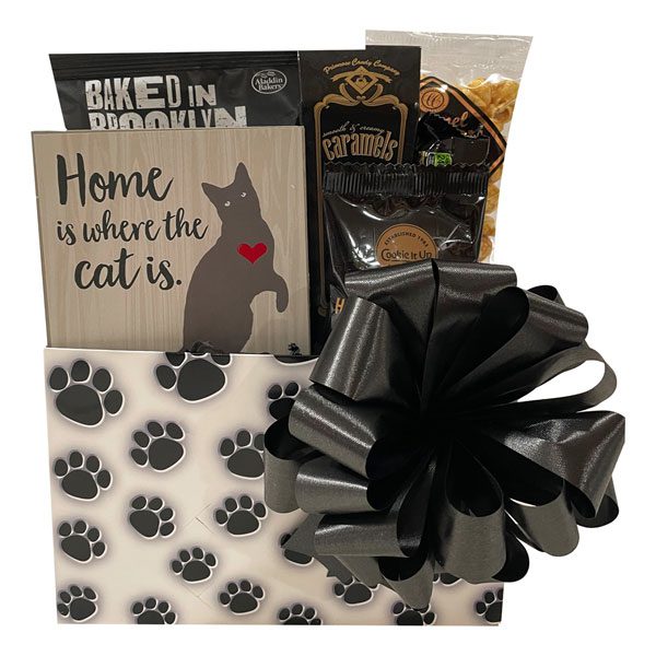 Cat themed gift outlet basket